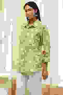 Green Cotton Floral Printed Straight Shirt image number 2