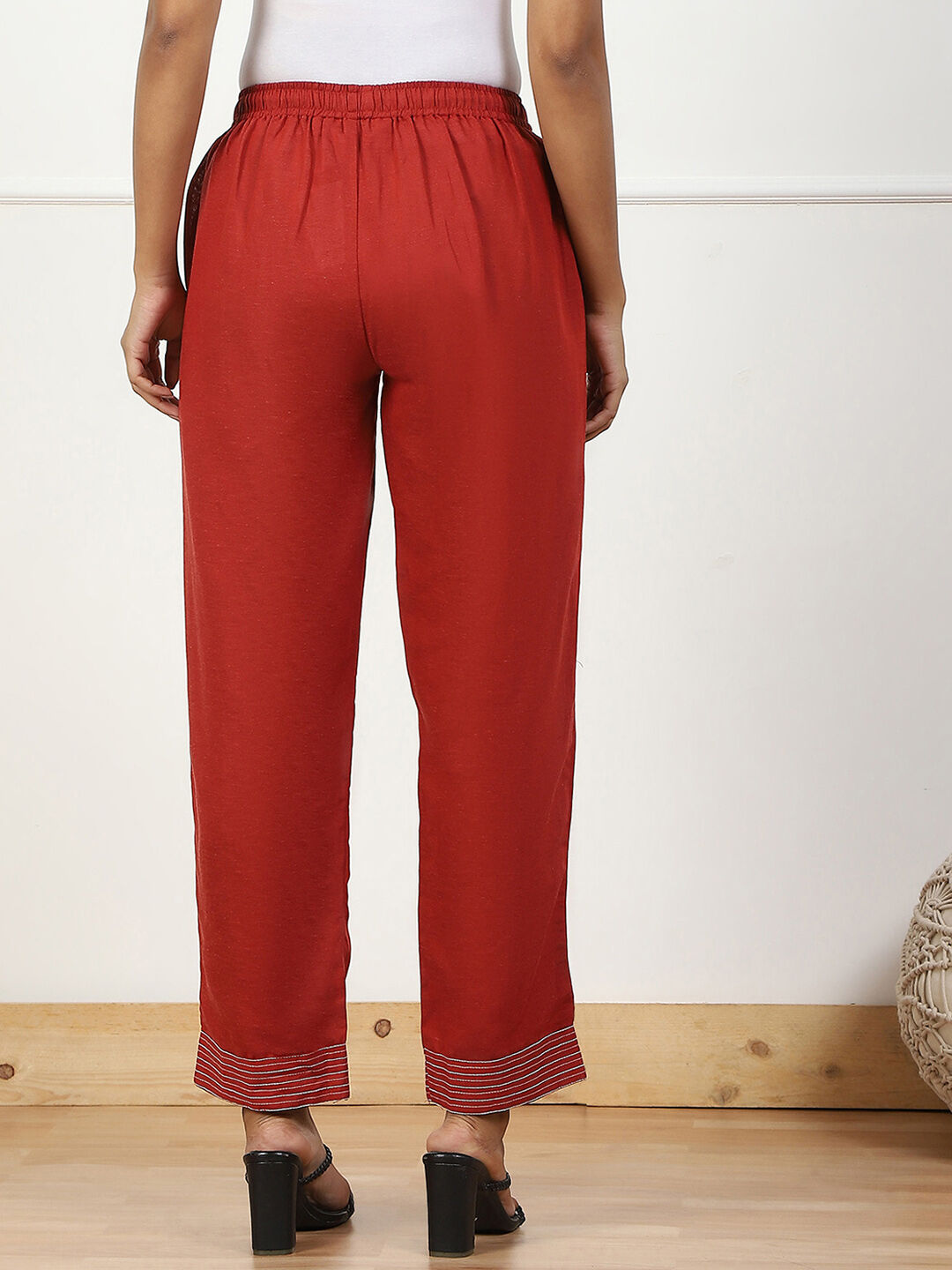 Rust Solid Mid-Rise Straight Palazzo Pants image number 5