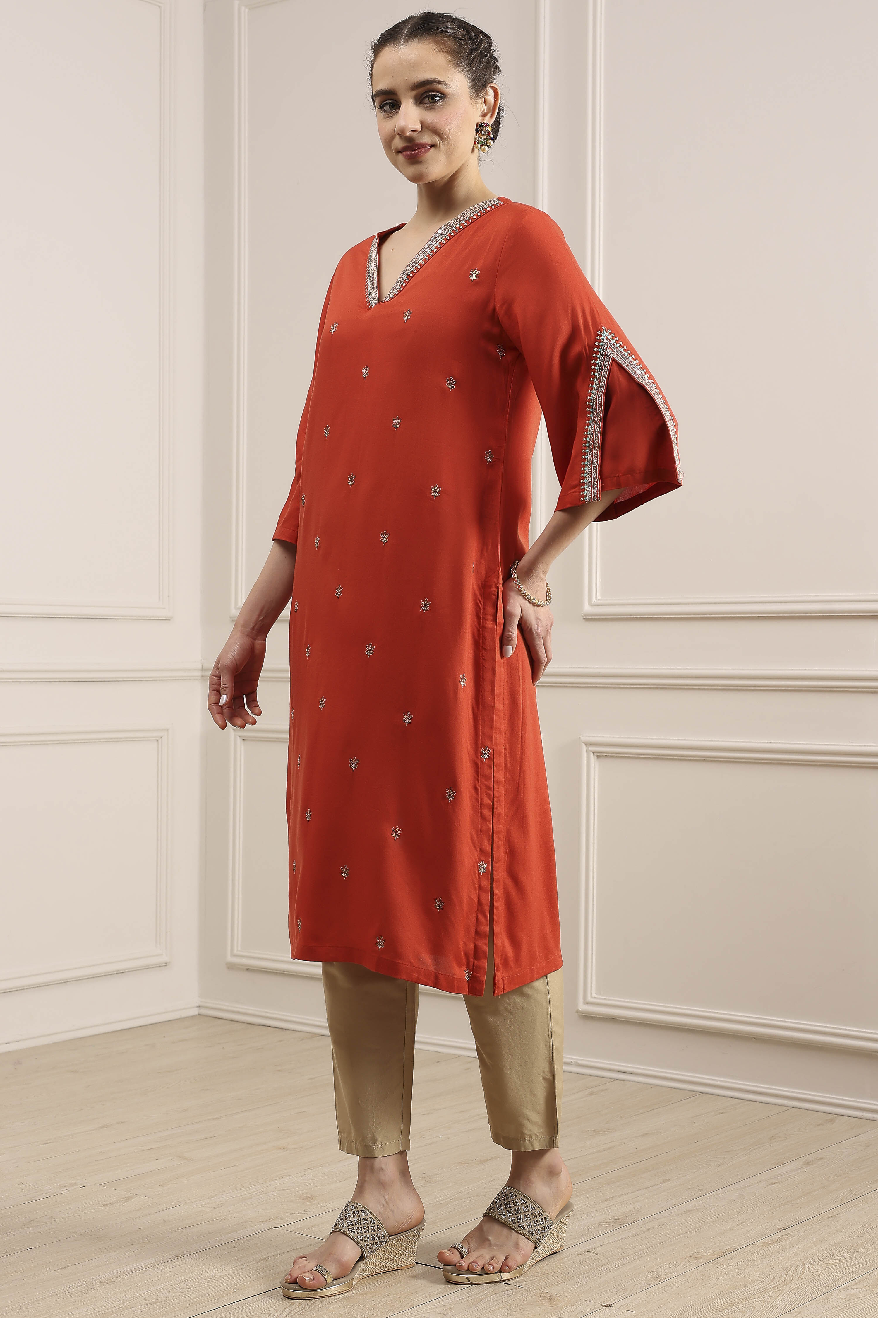 Orange Embroidered Straight Kurta image number 2