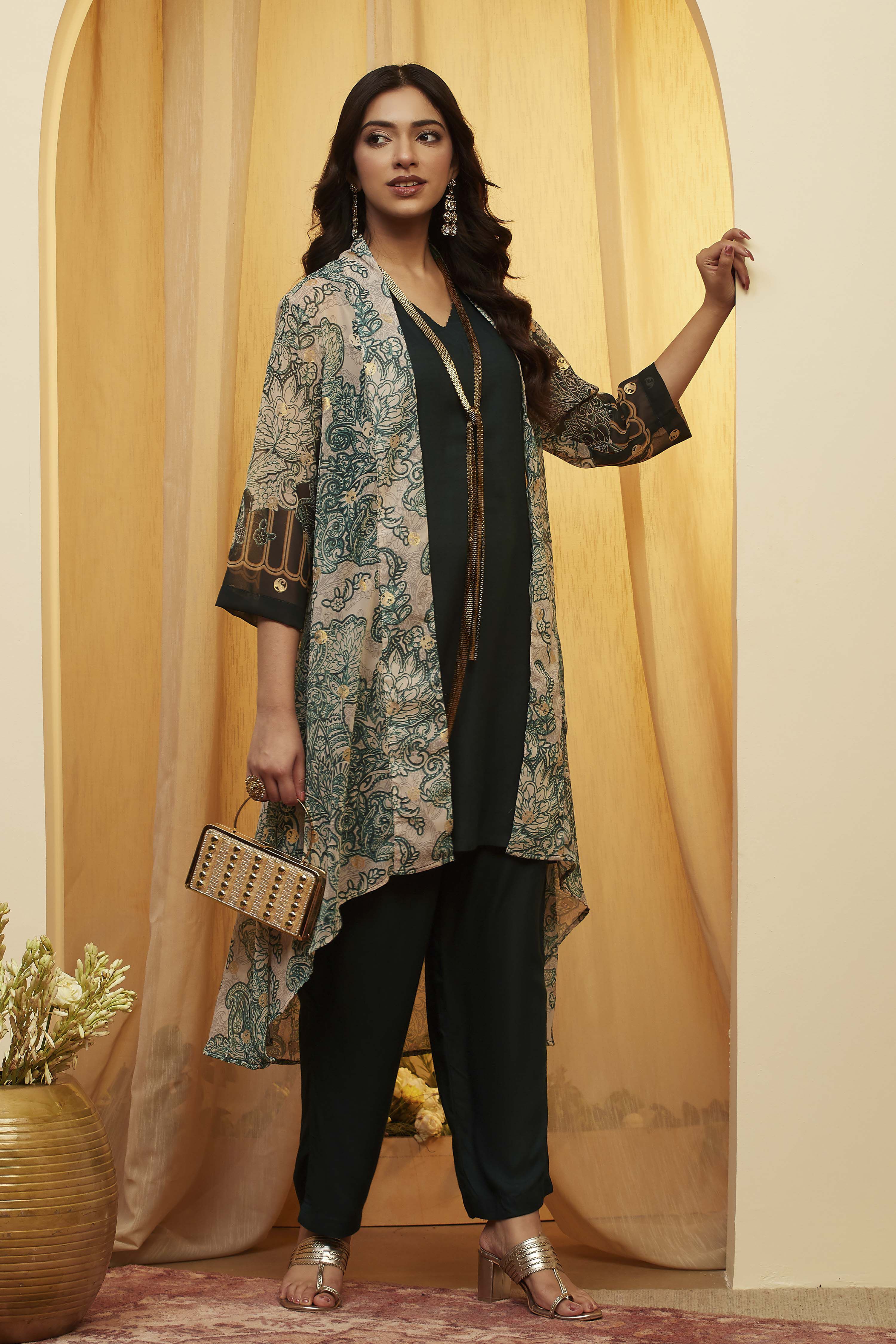 biba Green Viscose Rayon Straight Fusion SetGreen Viscose Rayon Straight Fusion Set-picture-125
