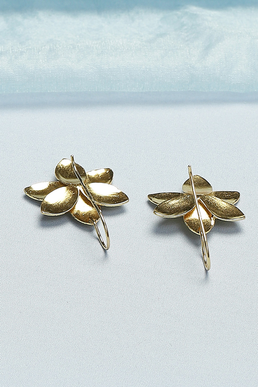 Gold Flower Studs image number 2