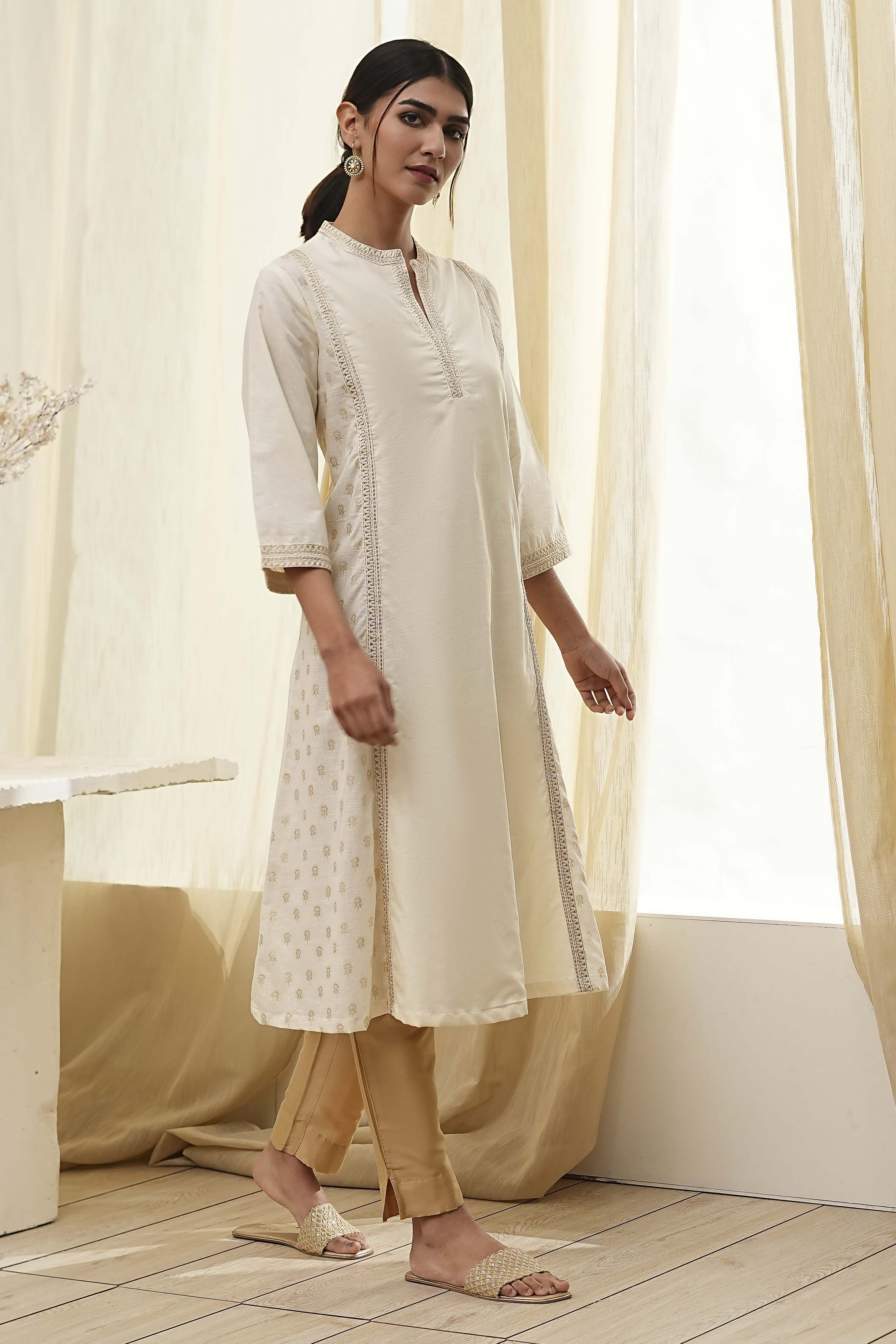 Cream-Colored Cotton Printed A-Line Kurta image number 4