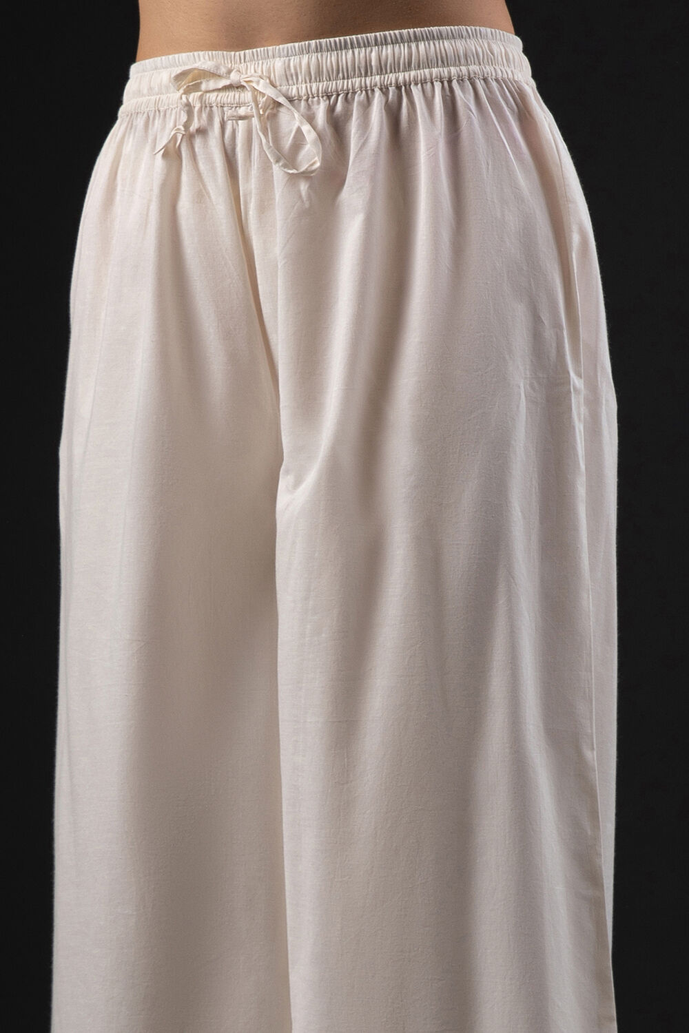 Rohit Bal Off White Cotton Silk Straight Printed Kurta Set image number 2