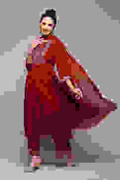 Green & Maroon LIVA Gathered Kurta Palazzo Suit Set image number 5