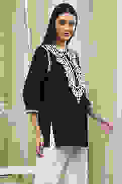 Black Embroidered Straight Short Kurta image number 4