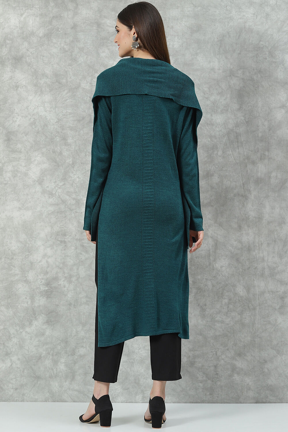 Black Acrylic Straight Scarf Set Yarndyed Kurta image number 4