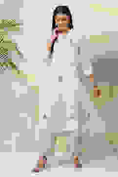 Off White Flared Cotton Kurta image number 2