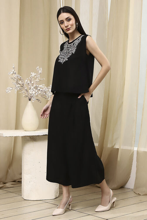 Black Solid Straight Co-ord Set image number 3