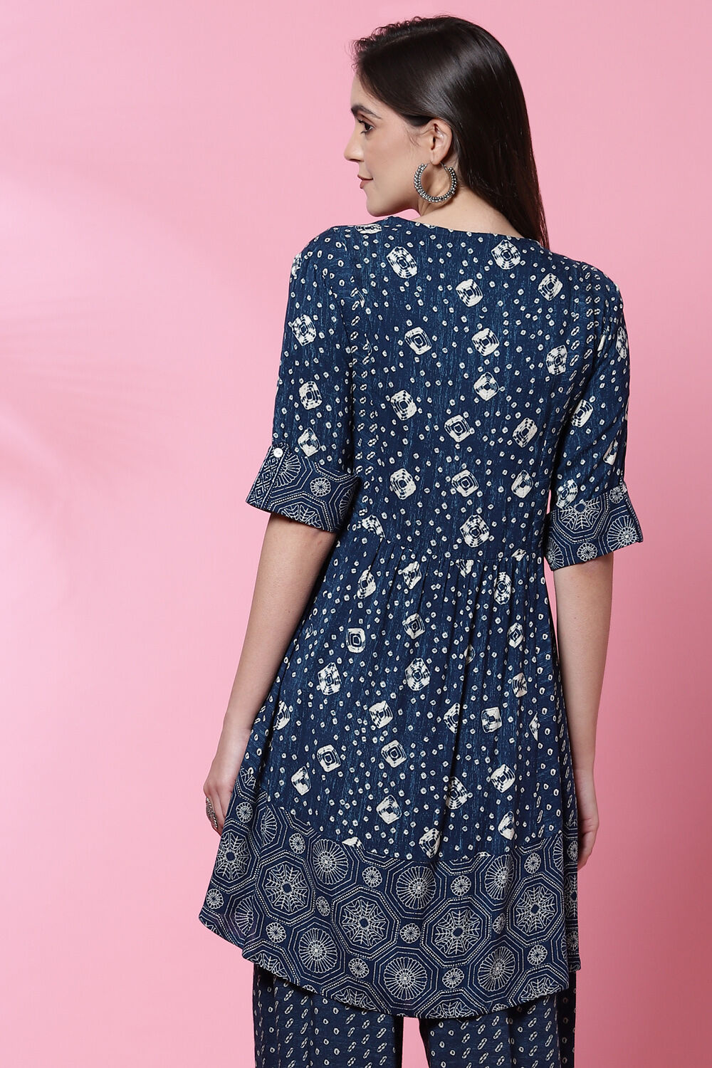 Indigo LIVA Flared Printed Short Kurti image number 4