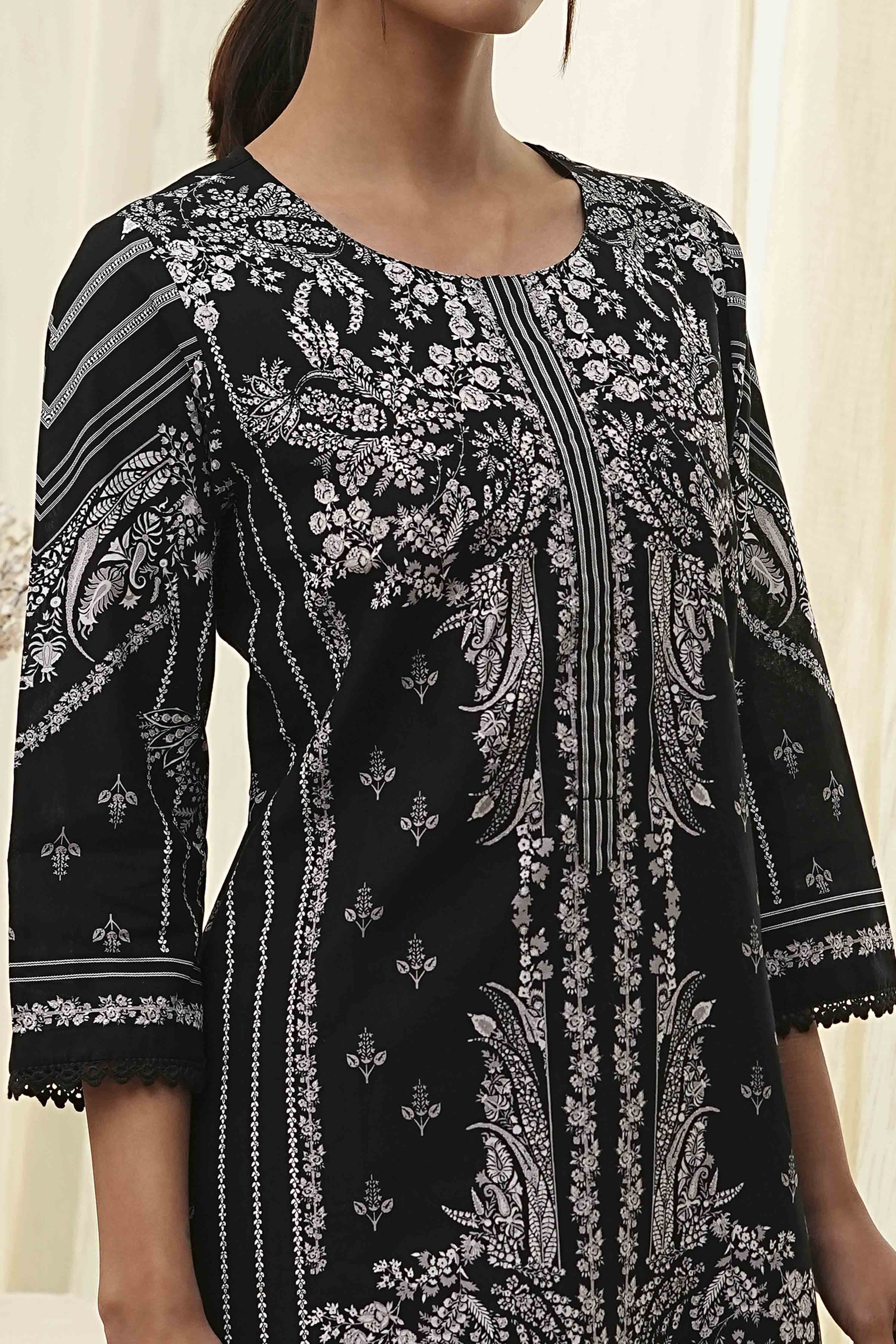 Black Pure Cotton Printed Straight Kurta image number 1