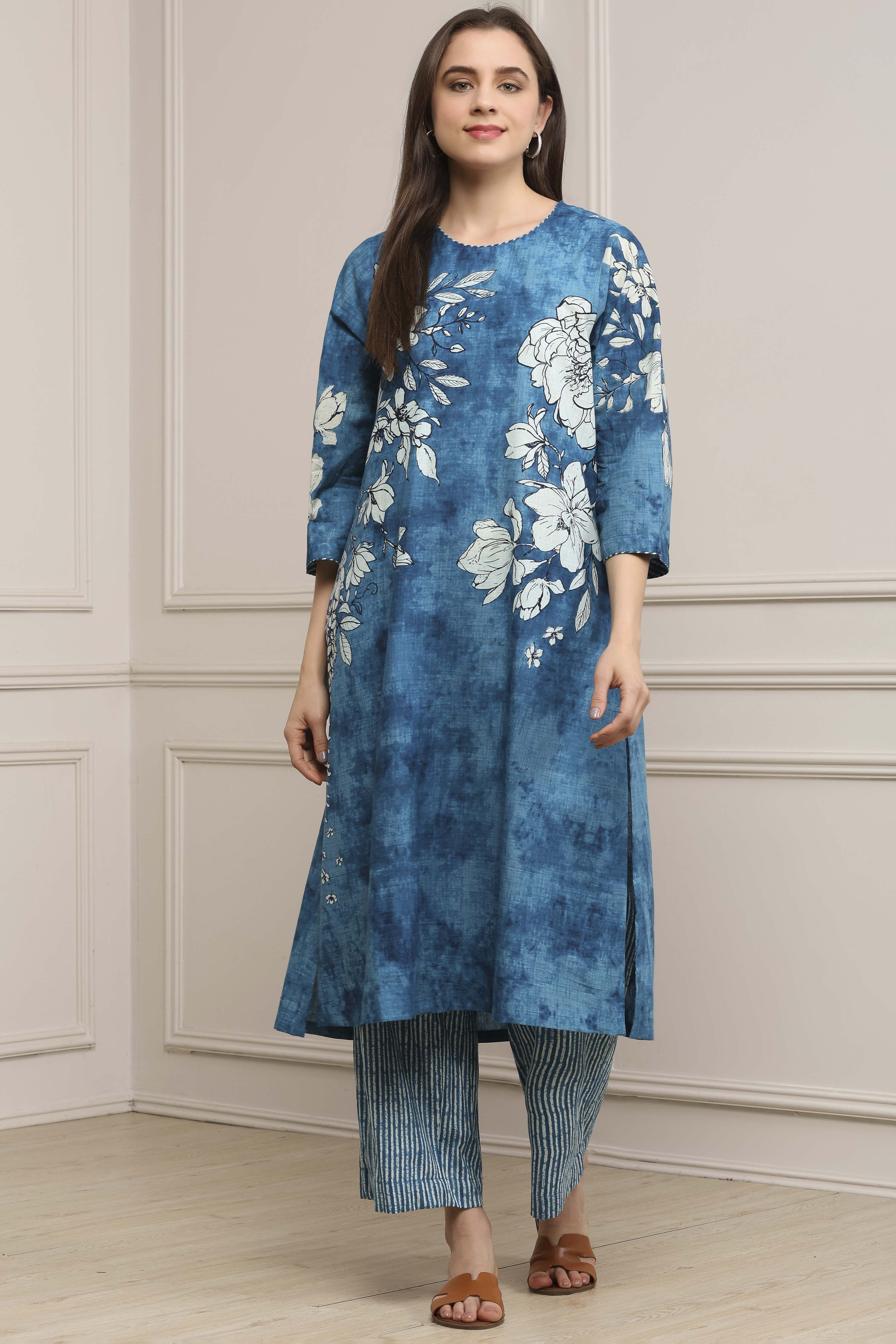 Blue Cotton Straight Suit Set image number 6