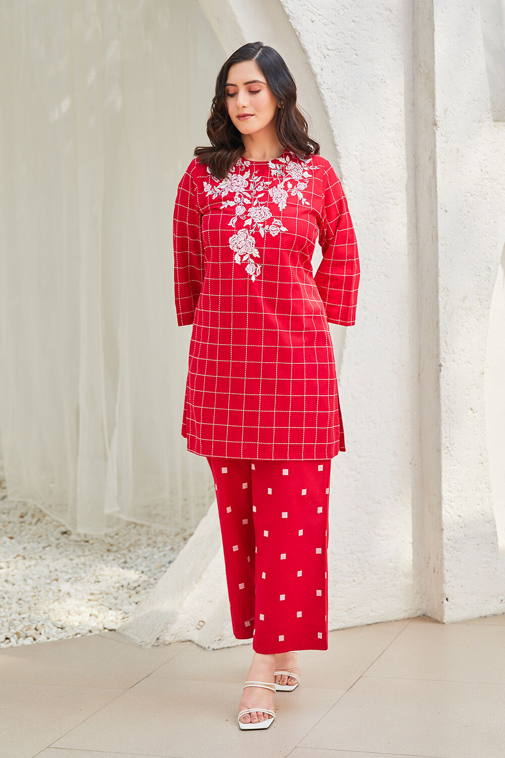 Red Cotton Straight Suit Set image number 6