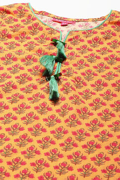 Peach Cotton Straight Printed Kurta Salwar Suit Set image number 2
