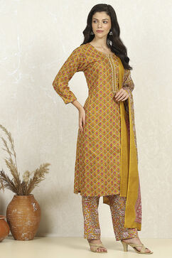 Yellow Cotton Unstitched Suit Set image number 6