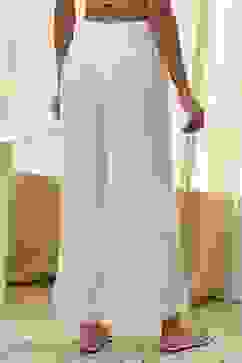 Off-White Viscose Solid Straight Palazzos image number 5