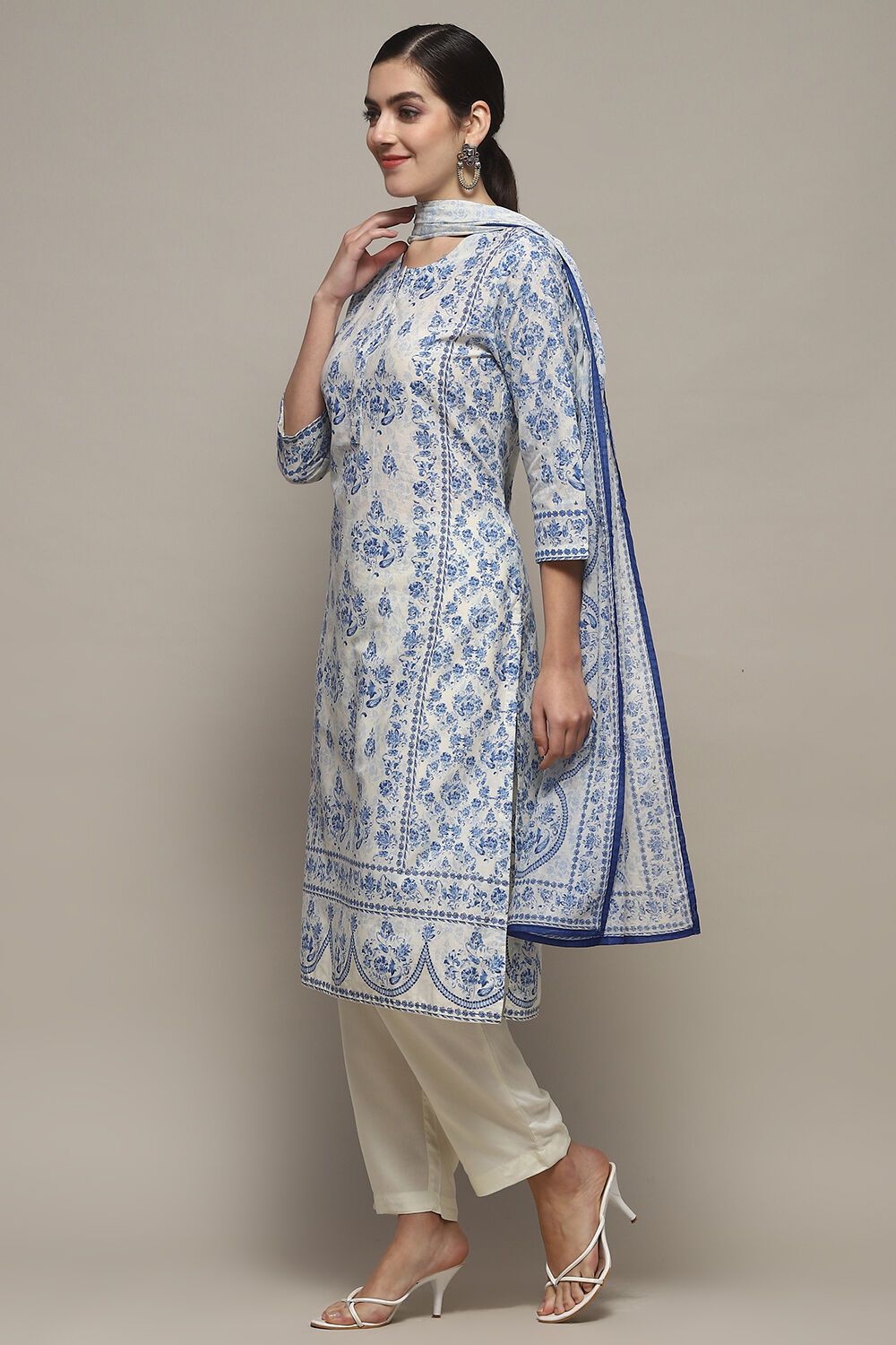 Off-White and Blue Cotton Floral Straight Suit Set image number 4