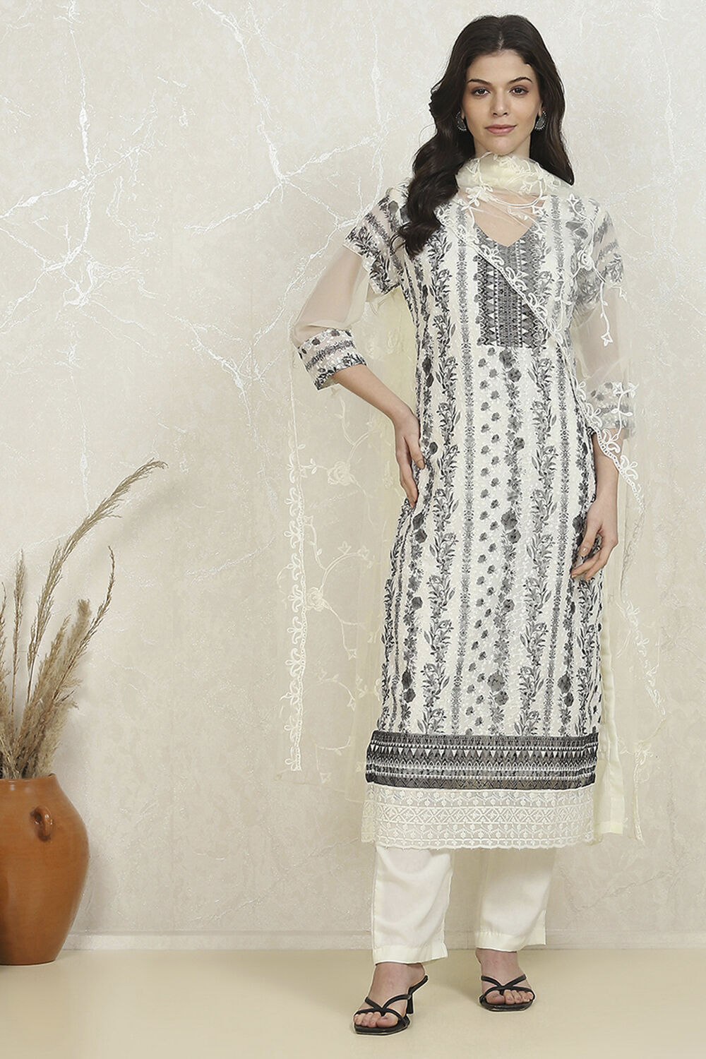 White-Black Georgette Printed Unstitched Suit Set image number 7
