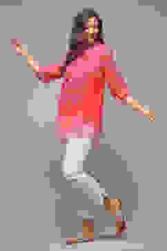 Red Cotton Blend Printed Kurti image number 0