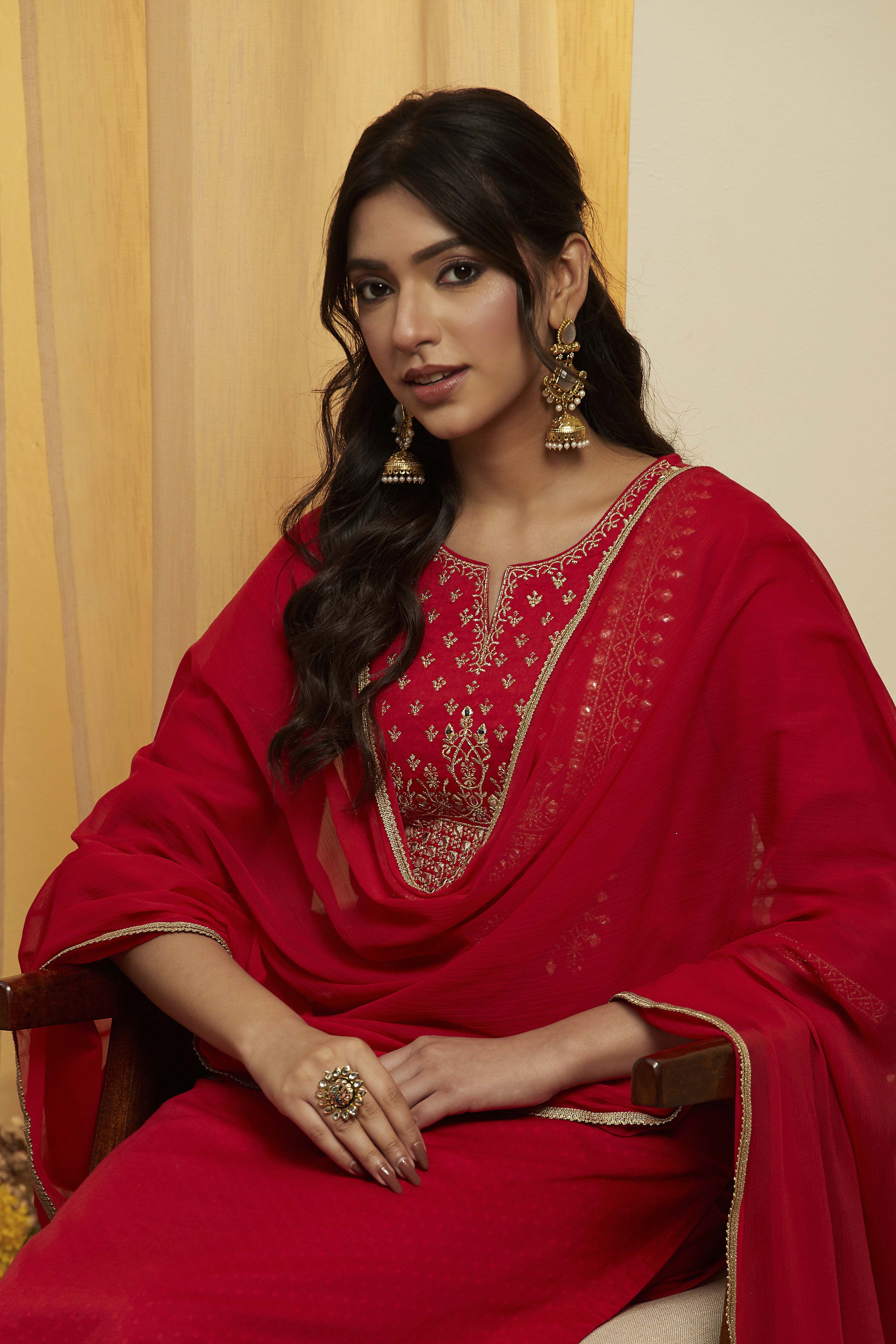 Red Cotton Straight Suit Set image number 1