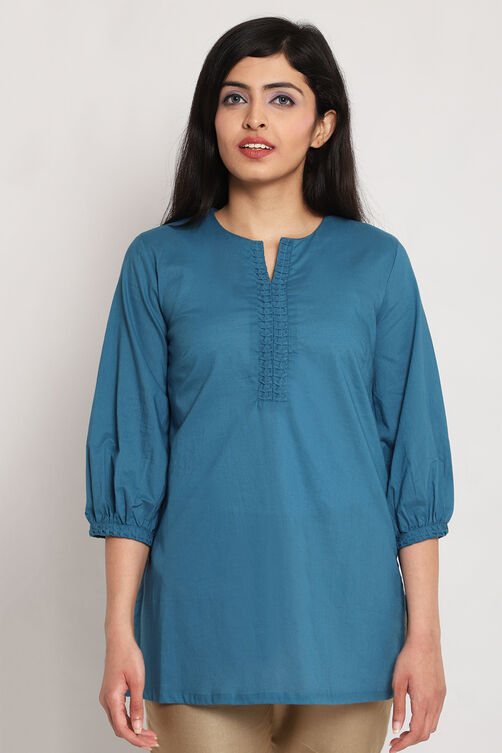 Sky Blue Cotton Short Solid Kurti image number 0