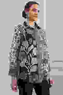 Black Cotton Printed Straight Shirt image number 4