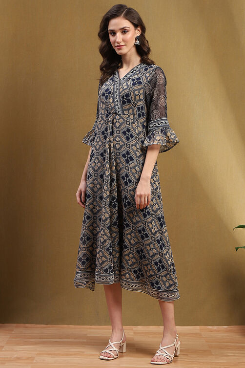 Blue Georgette Floral Printed Flared Dress image number 2