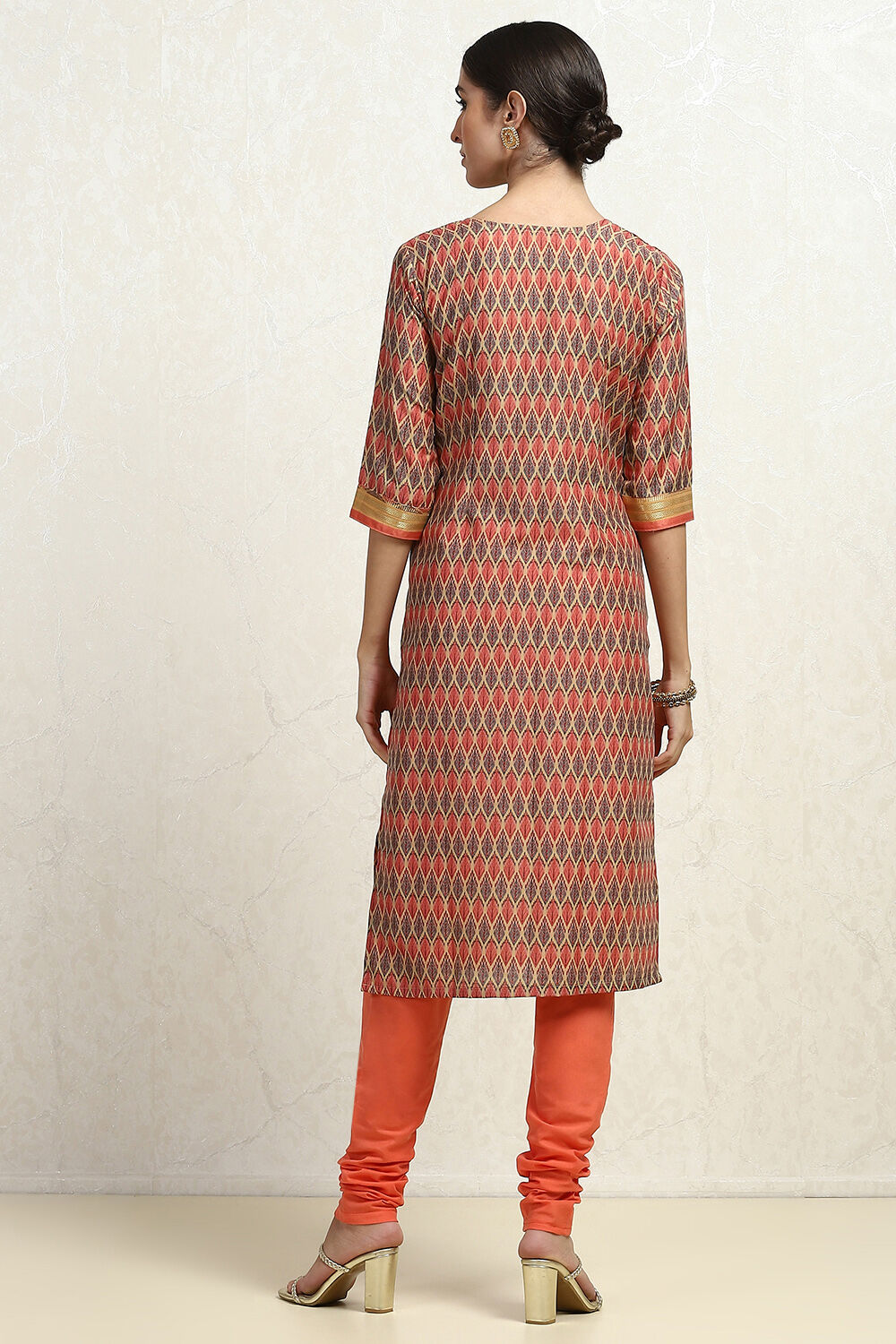 Grey Cotton Handloom Unstitched Suit Set image number 5