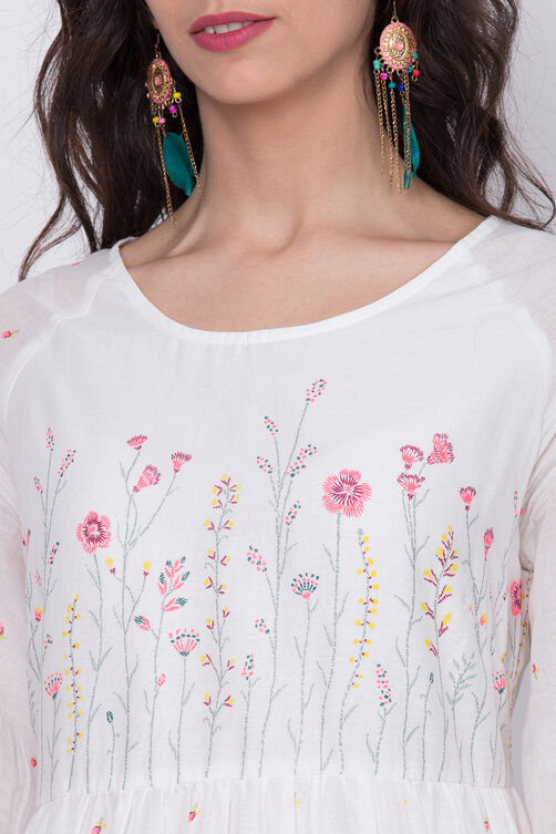 White Cotton Flared Printed Kurta image number 1