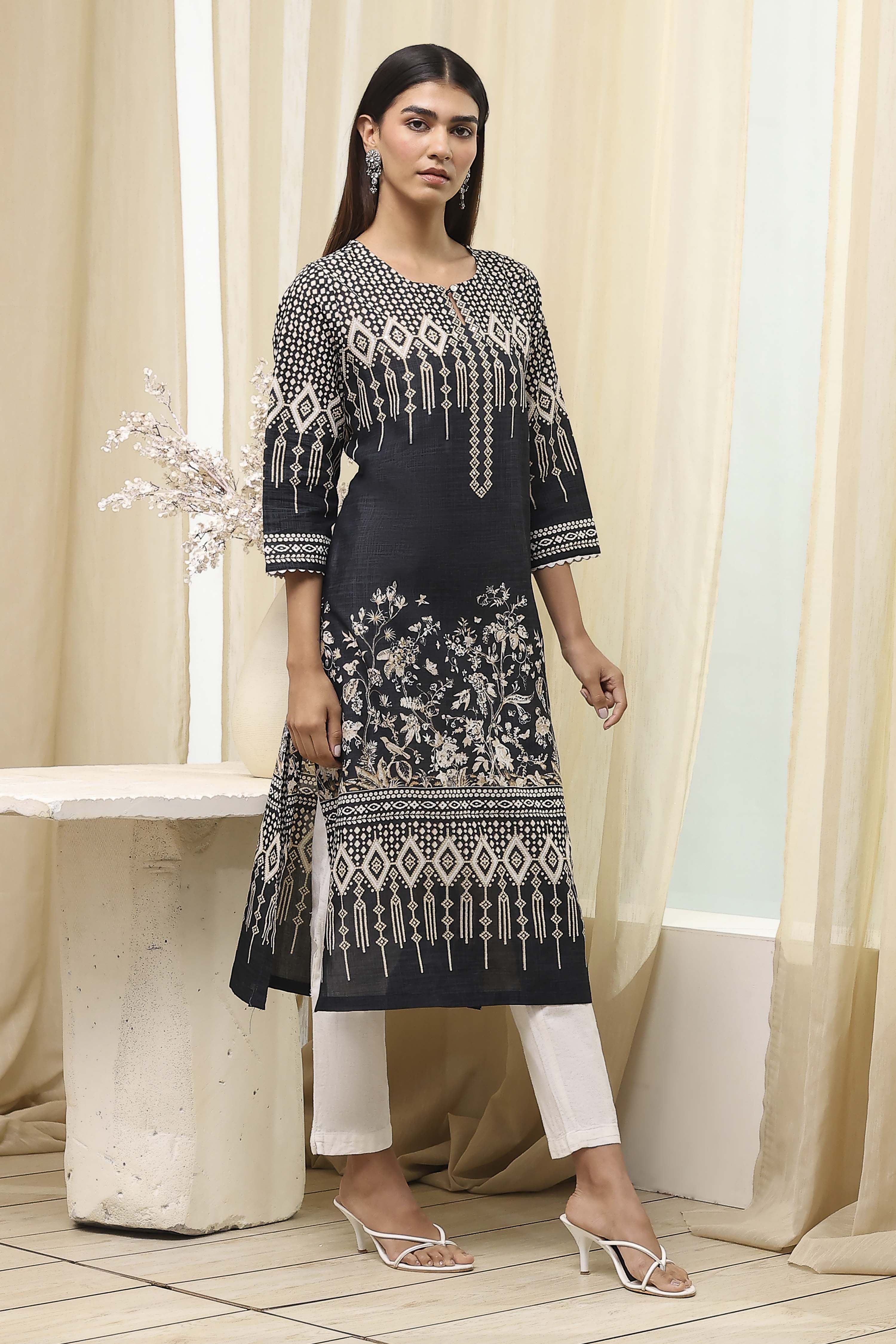 Black Cotton Printed Straight Kurta image number 4