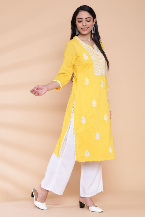 Pink Cotton Chikankari Embroidered Kurta image number 3