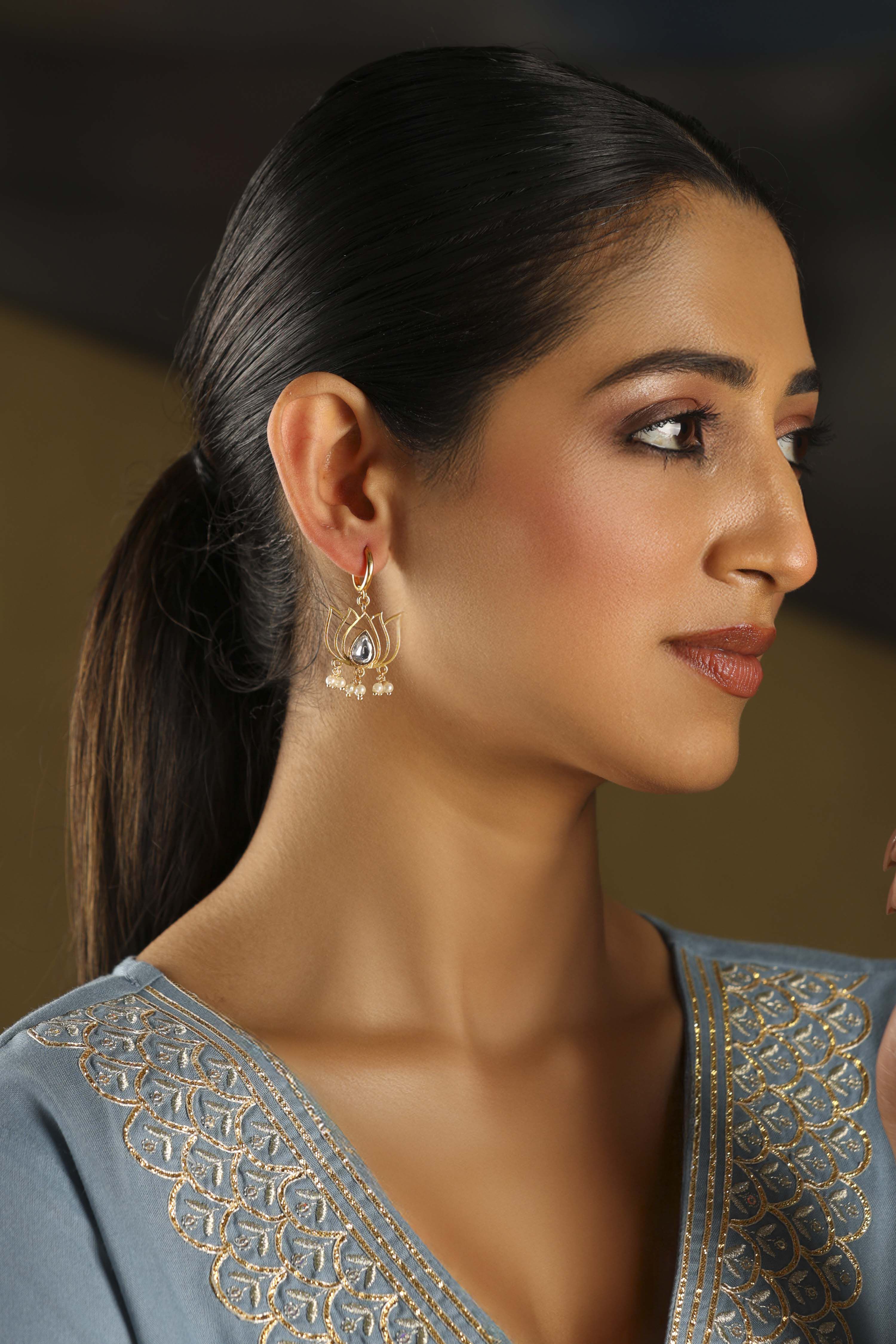 White Brass Huggies image number 1