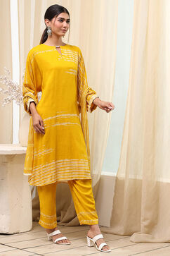Mustard Yellow Printed Straight Suit Set image number 5