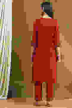 Red Embroidered Festive Straight Suit Set image number 4