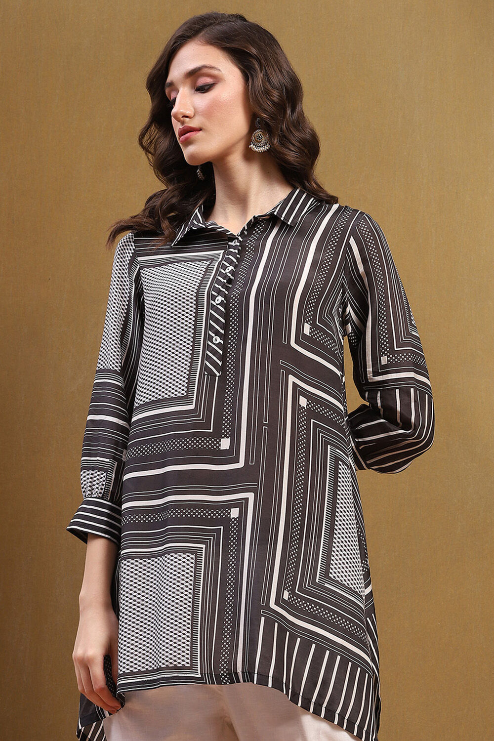 Black Viscose Blend Hand-Blocked Printed Short Kurta image number 7