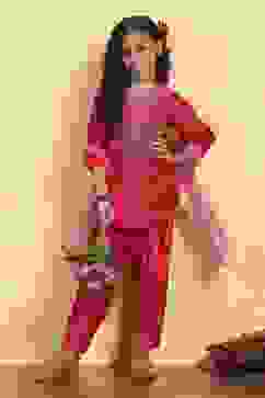 Pink Cotton Blend Printed Straight Suit Set image number 0