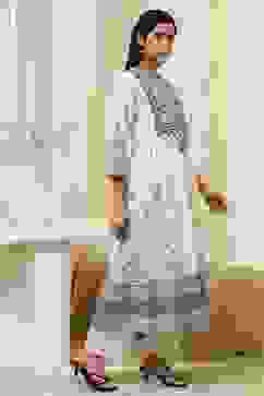 White and Black Cotton Gathered Kurta Set image number 5