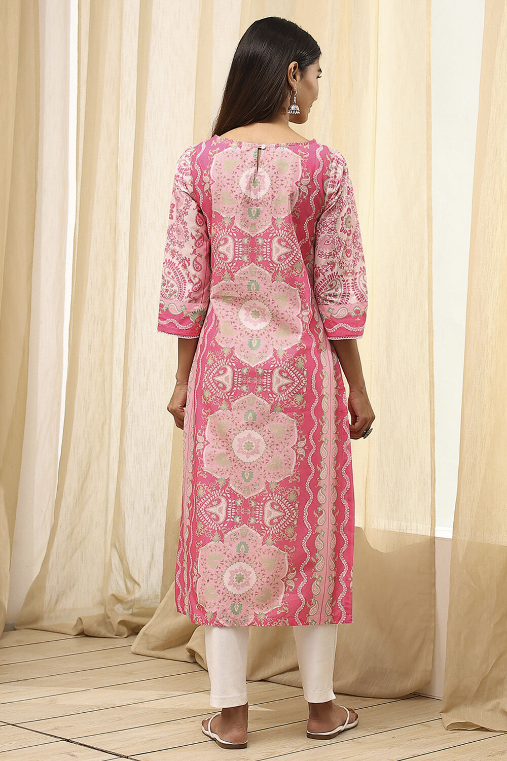 Blue and White Cotton Printed Straight Kurta image number 4