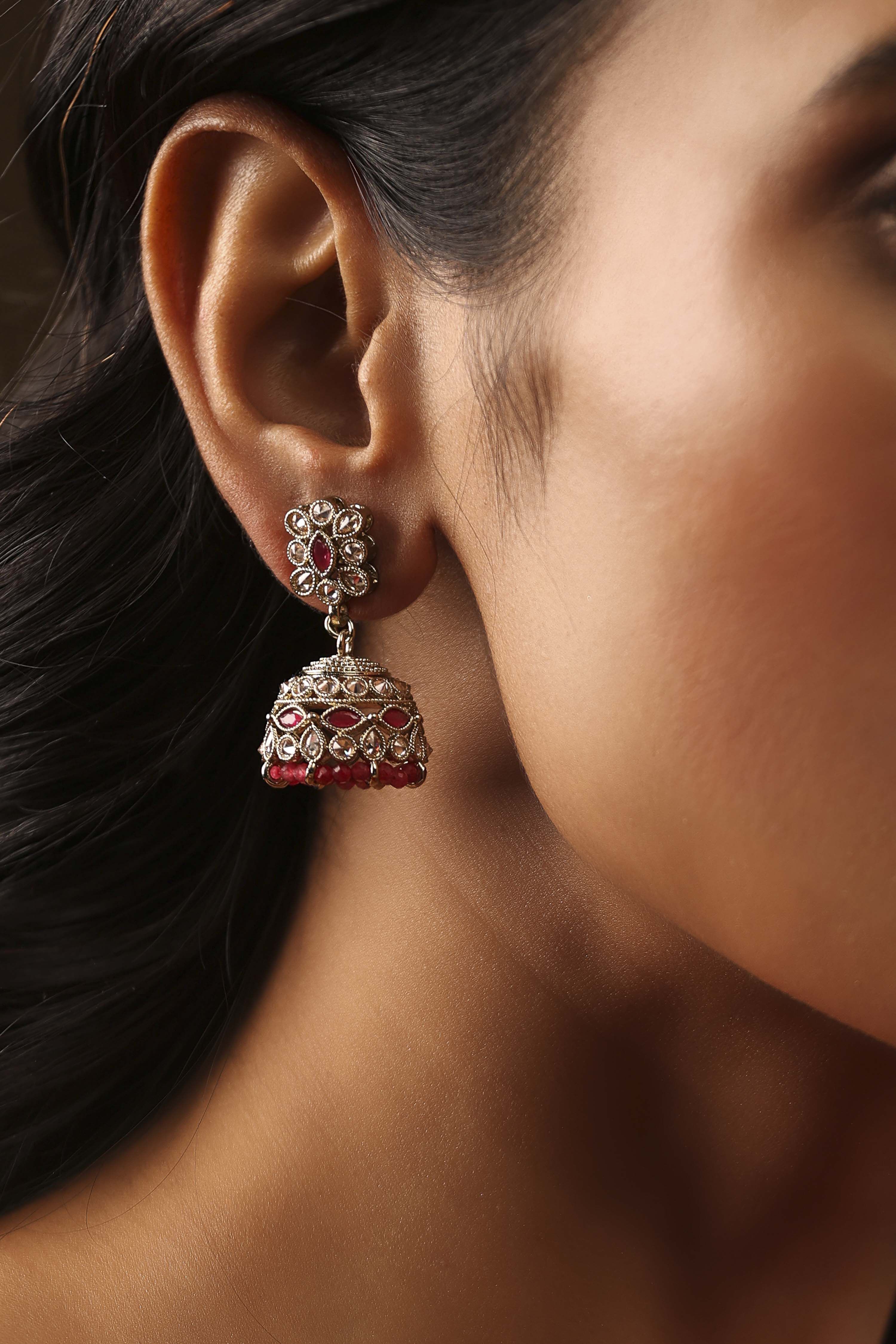 Dark Pink Pearl Earrings image number 1