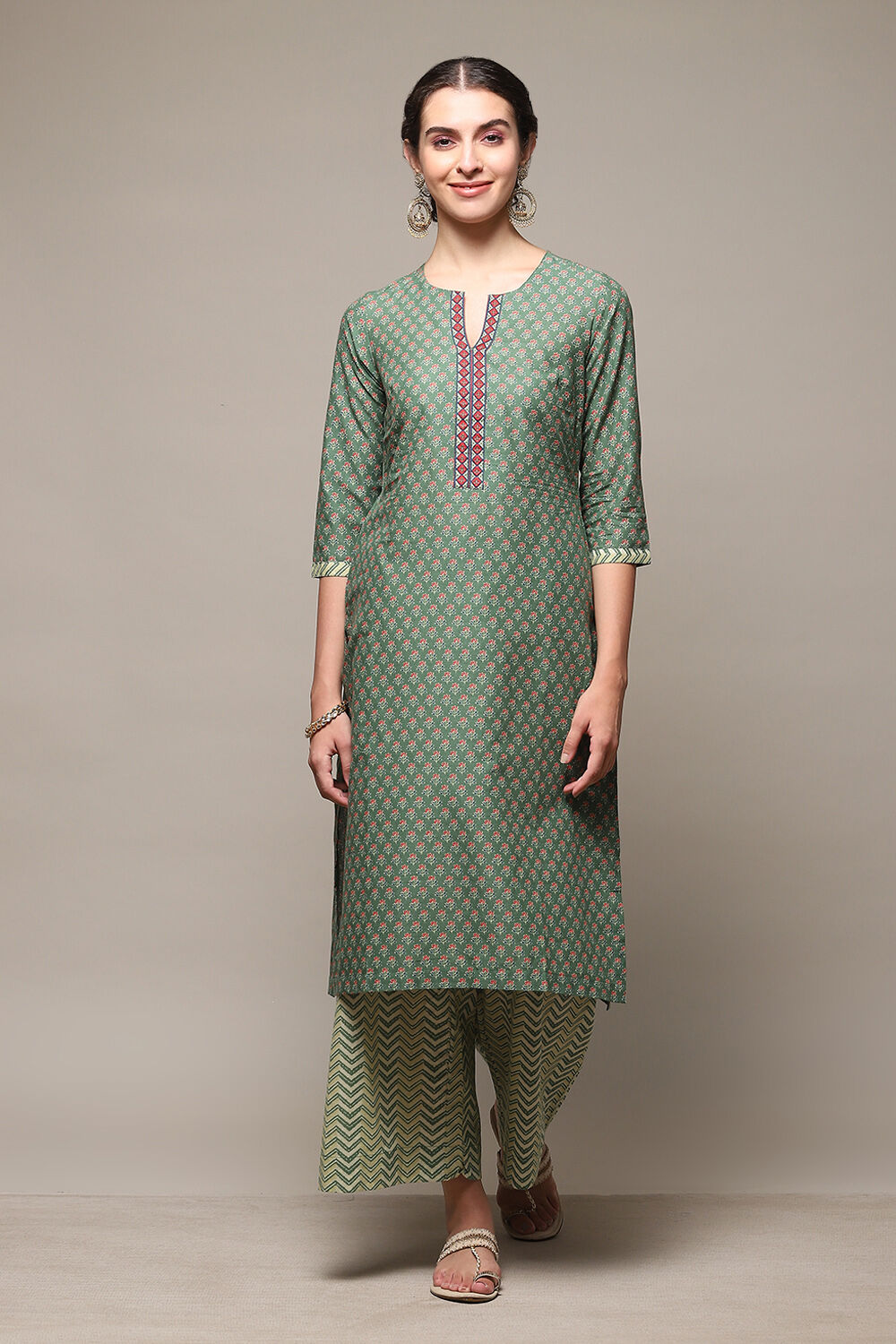 Sap Green Cotton Straight Kurta Palazzo Suit Set image number 6