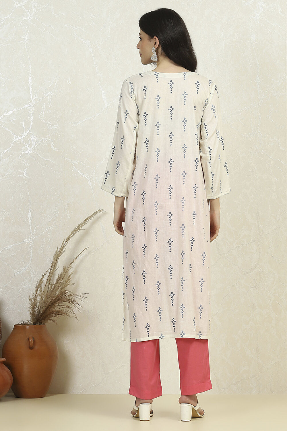 Grey Cotton Printed Embroidered Unstitched Suit Set image number 5