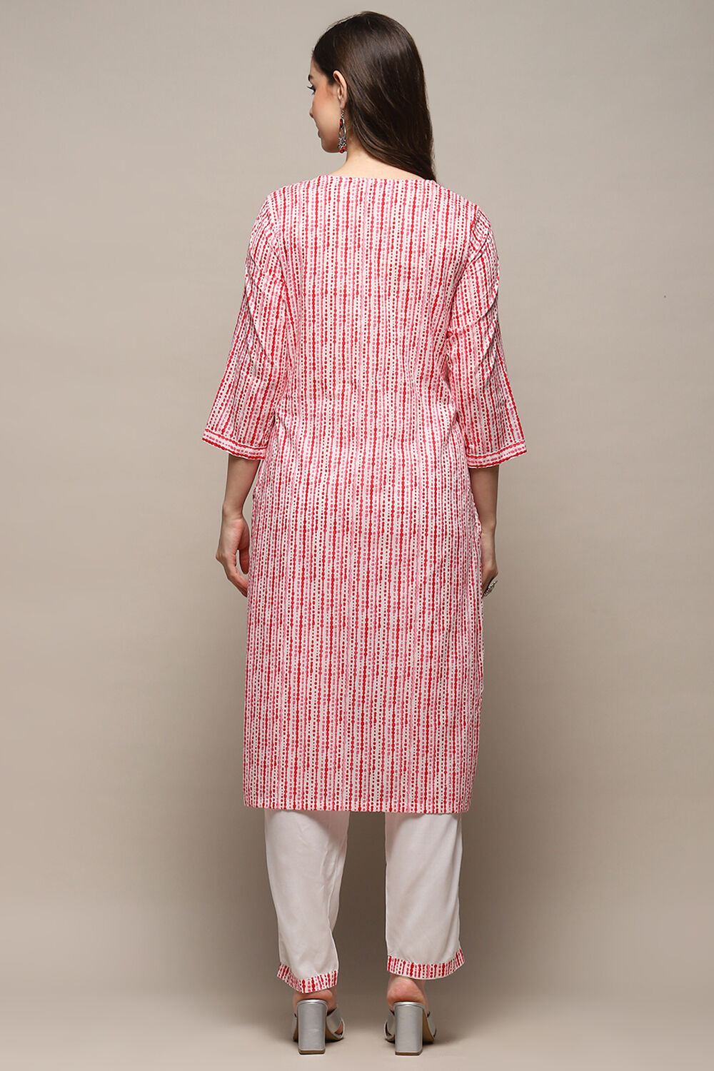White Red Cotton Straight Suit Set image number 5