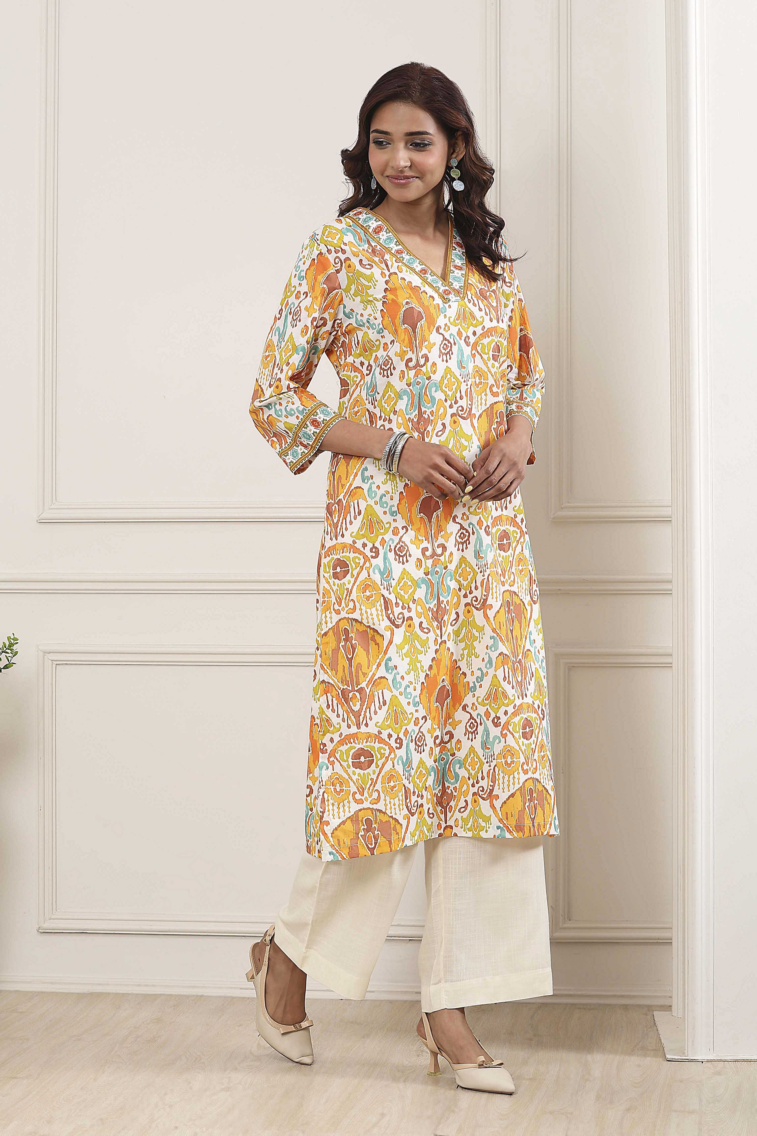 Off White Cotton Straight Kurta image number 4