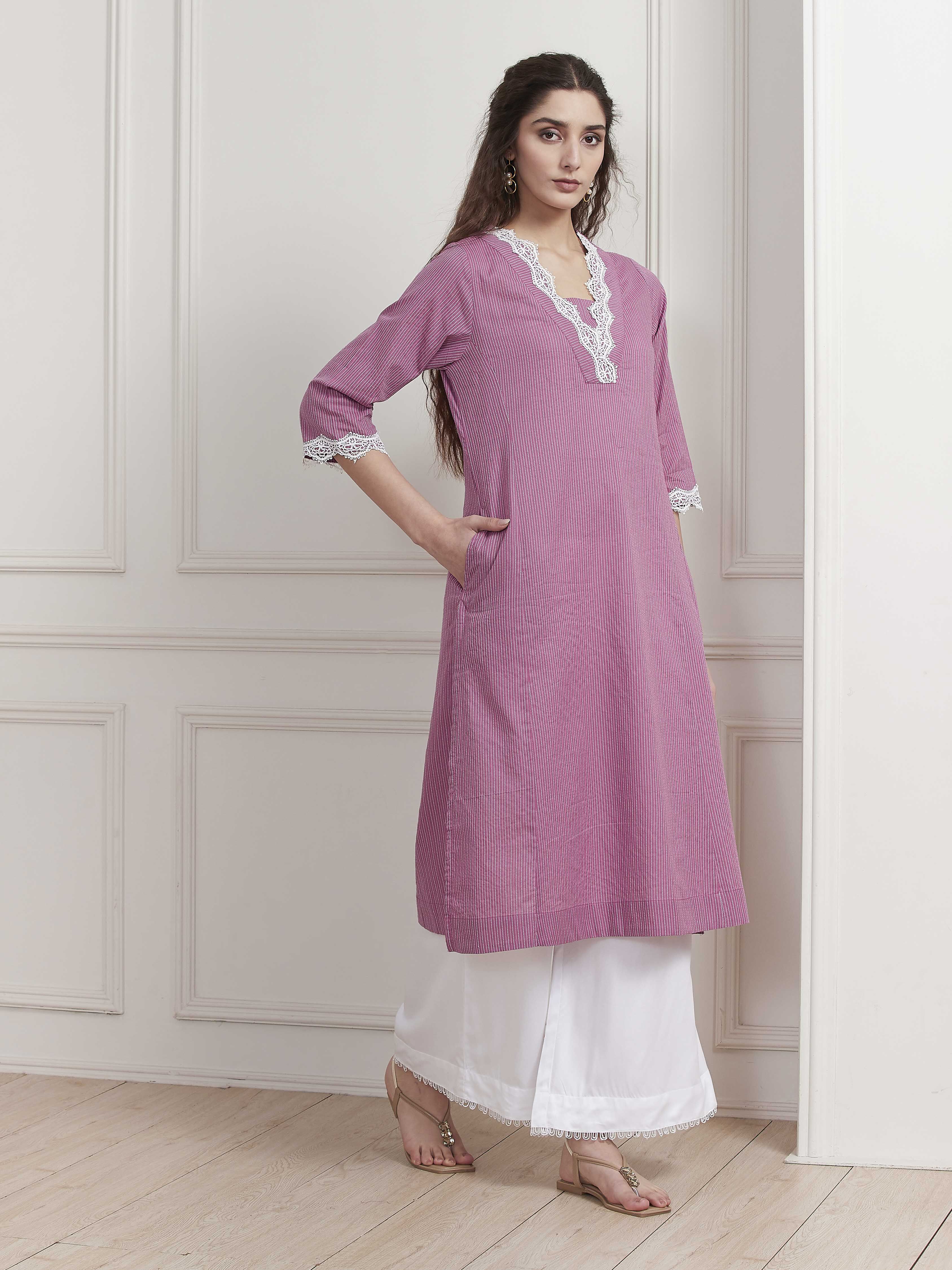 Purple Printed Yarn-Dyed Straight Kurta image number 4