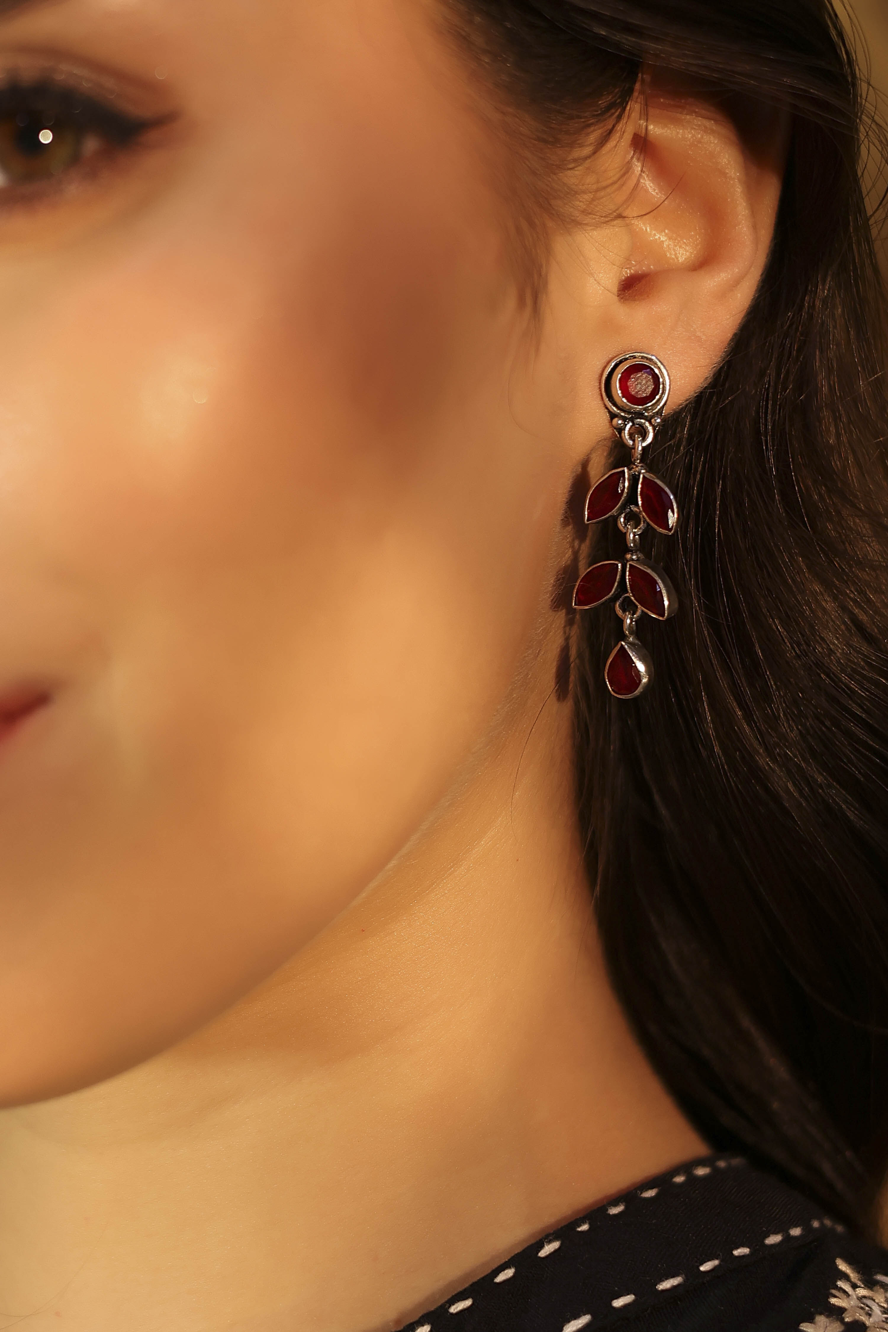 Red Stone Embellished Earrings image number 1