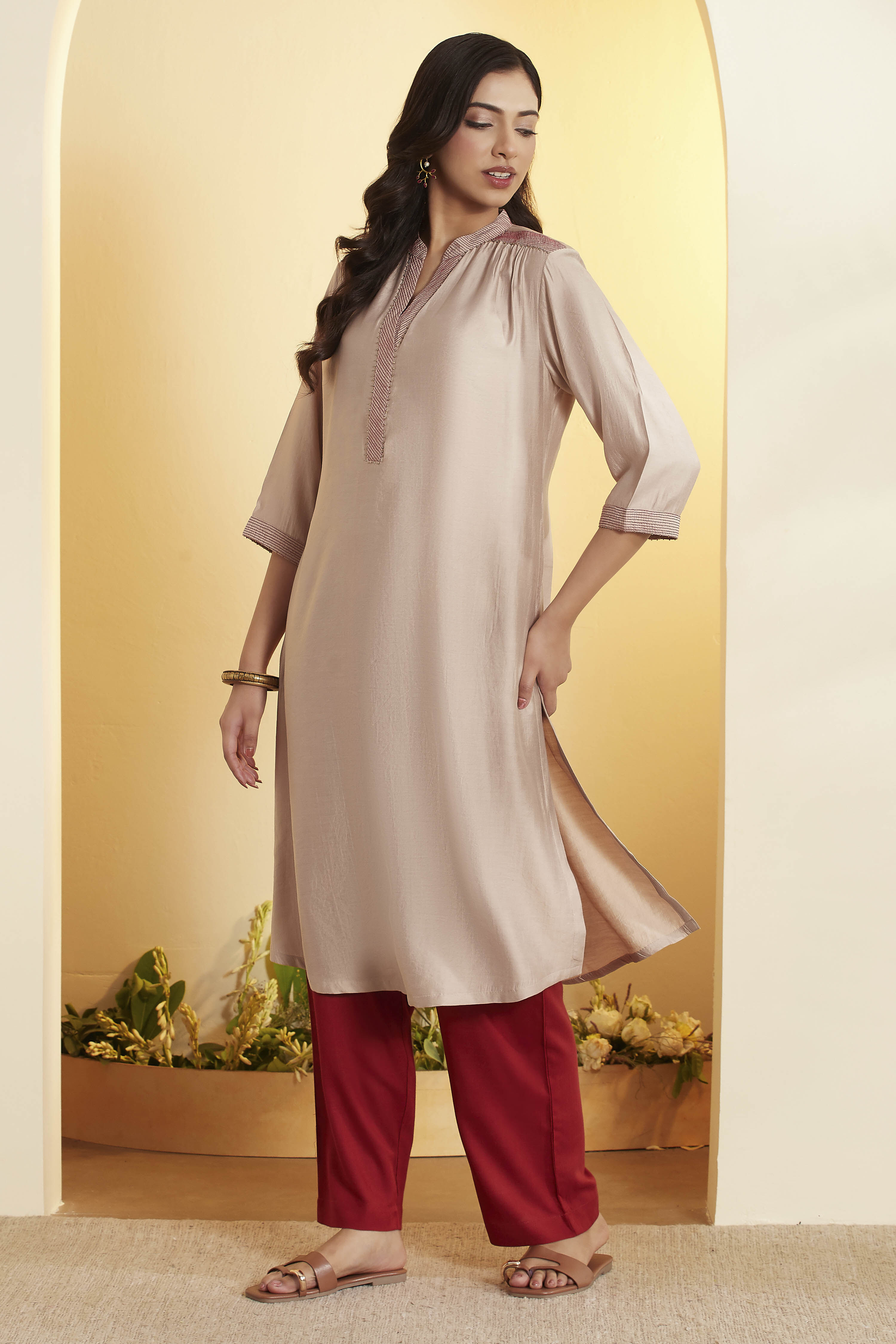 Beige Viscose Silk Straight Kurta image number 2