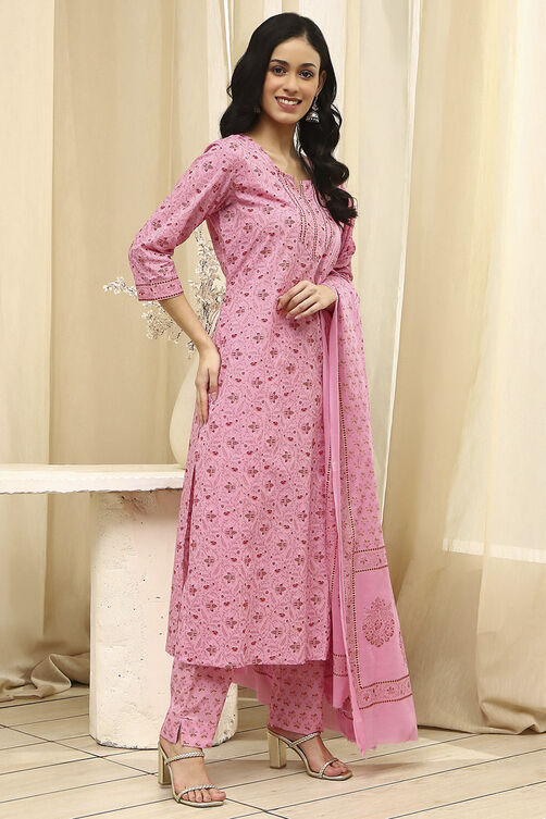 Pink Cotton Screen Print Unstitched Suit Set image number 5