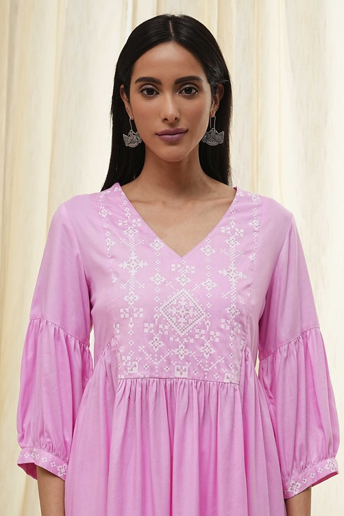 Pink Solid Flared Short Kurta image number 1