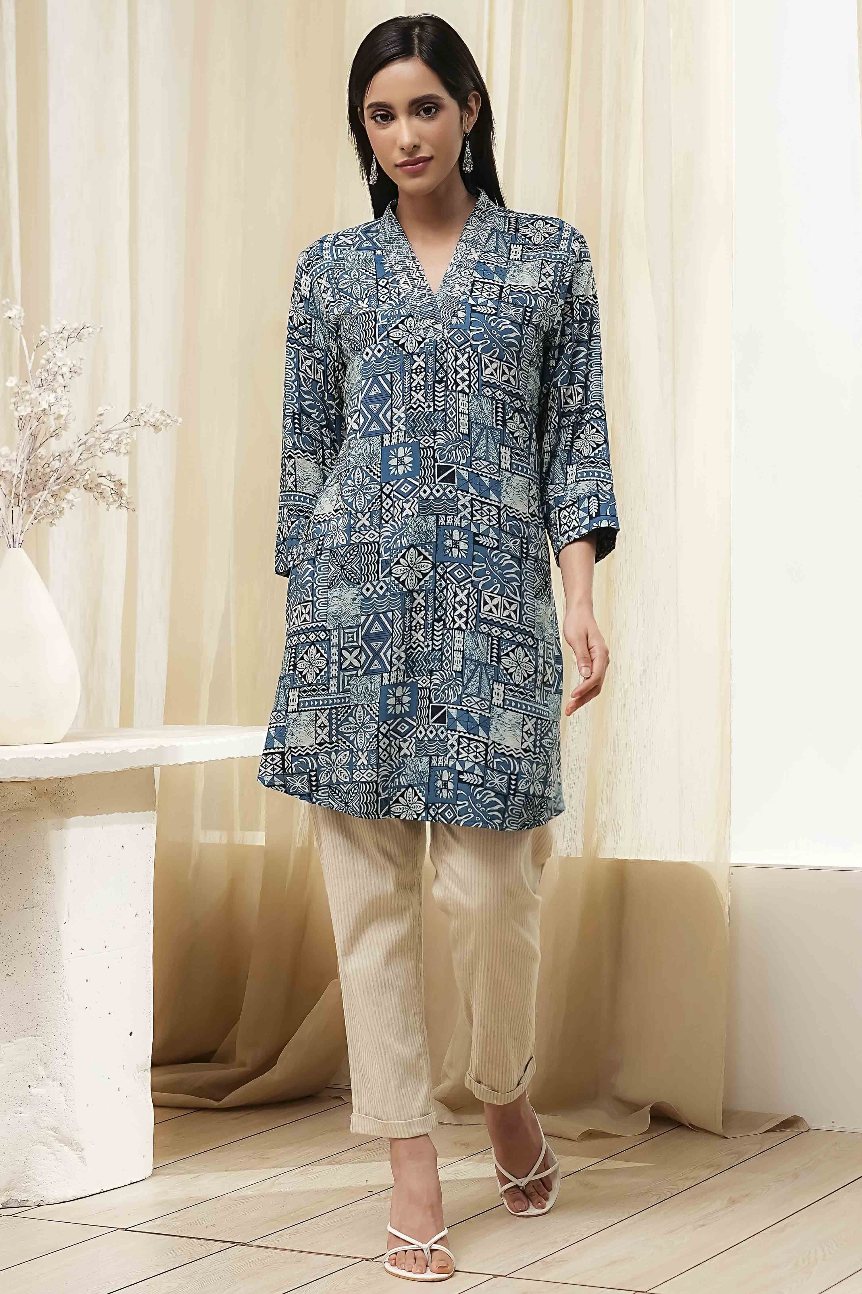 Teal Printed Straight Short Kurta image number 5