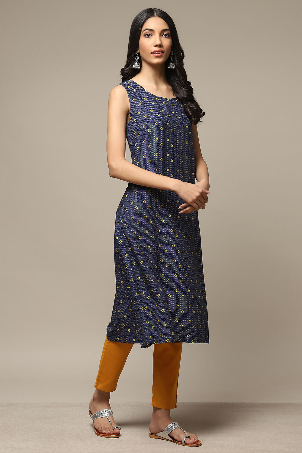 Navy Cotton Blend Straight Printed Kurta image number 1