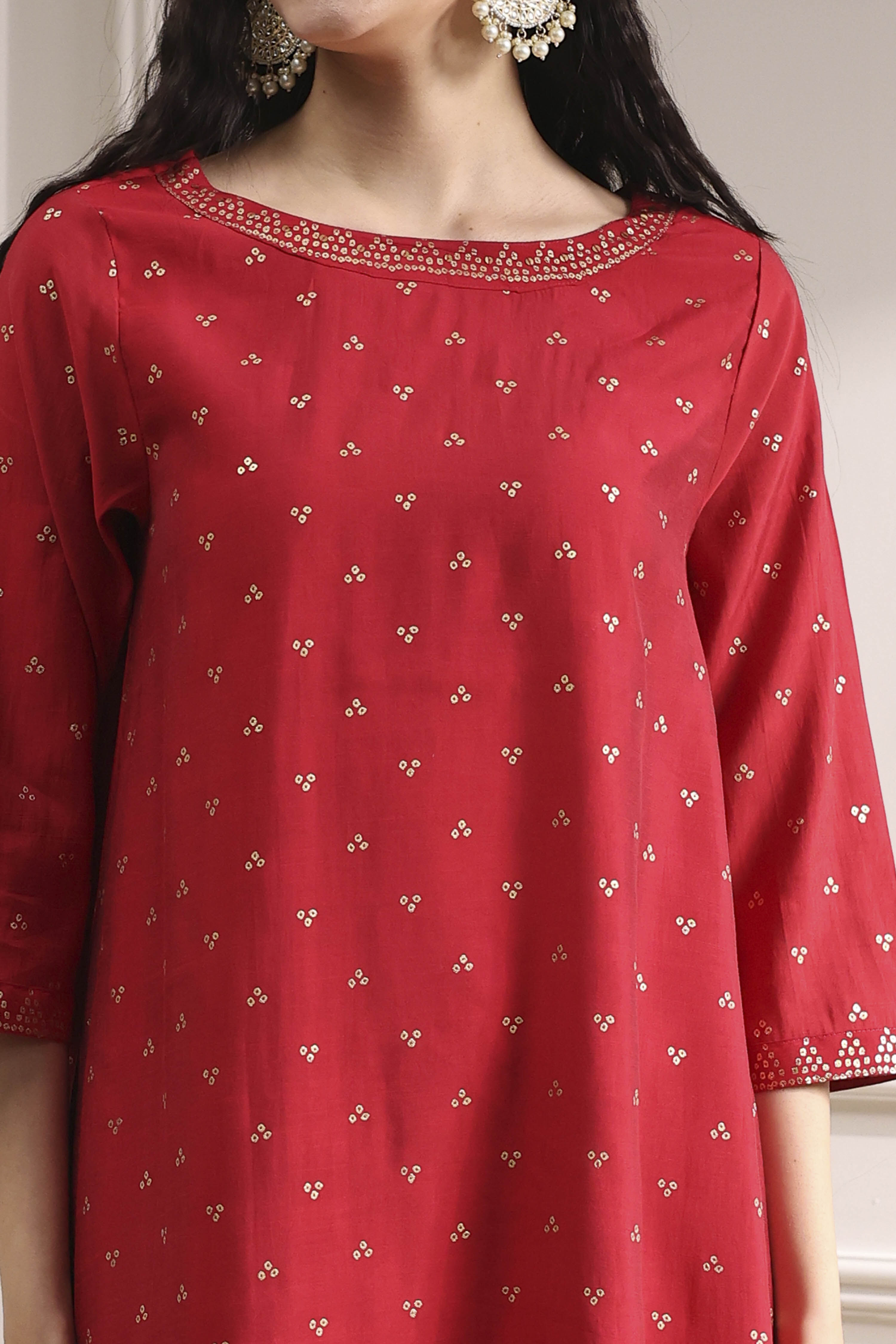 Red Polyseter Blend Straight Printed Fusion Set image number 1